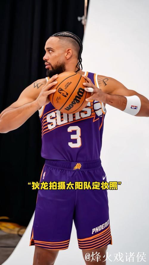 布克17+8狄龙16分 太阳大胜奇才19分豪取三连胜