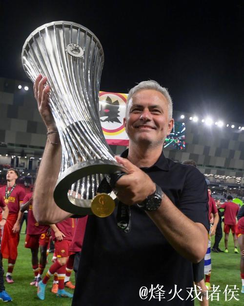 葡足协或将邀请穆里尼奥执教 他仍可兼任罗马主帅